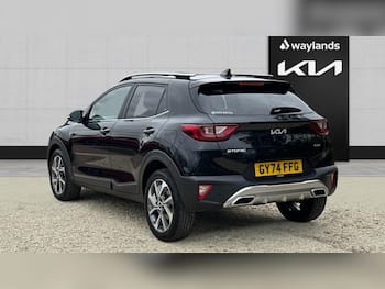 Used Kia Stonic 2024 for sale - 79670316: Photo