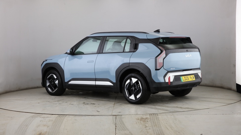 Used Kia EV3 2025 for sale - 77570063: Photo 2