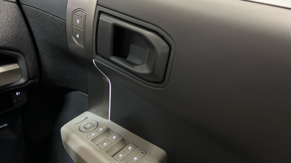 Used Kia EV3 2025 for sale - 77316086: Photo 38