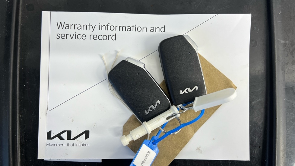 Used Kia Stonic 2024 for sale - 77232129: Photo 11