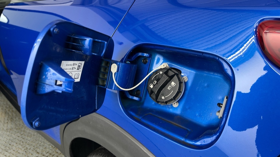 Used Kia Stonic 2024 for sale - 77232129: Photo 16