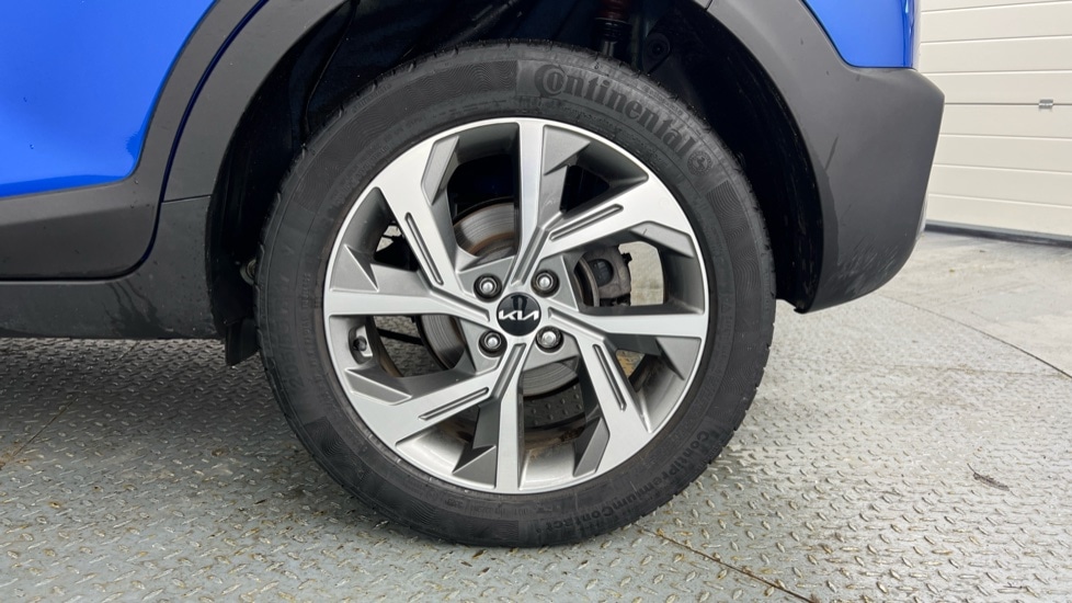 Used Kia Stonic 2024 for sale - 77232129: Photo 17