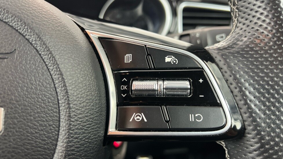 Used Kia XCeed 2023 for sale - 77634599: Photo 31