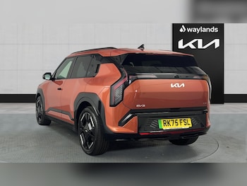 Used Kia EV3 2025 for sale - 79602669: Photo