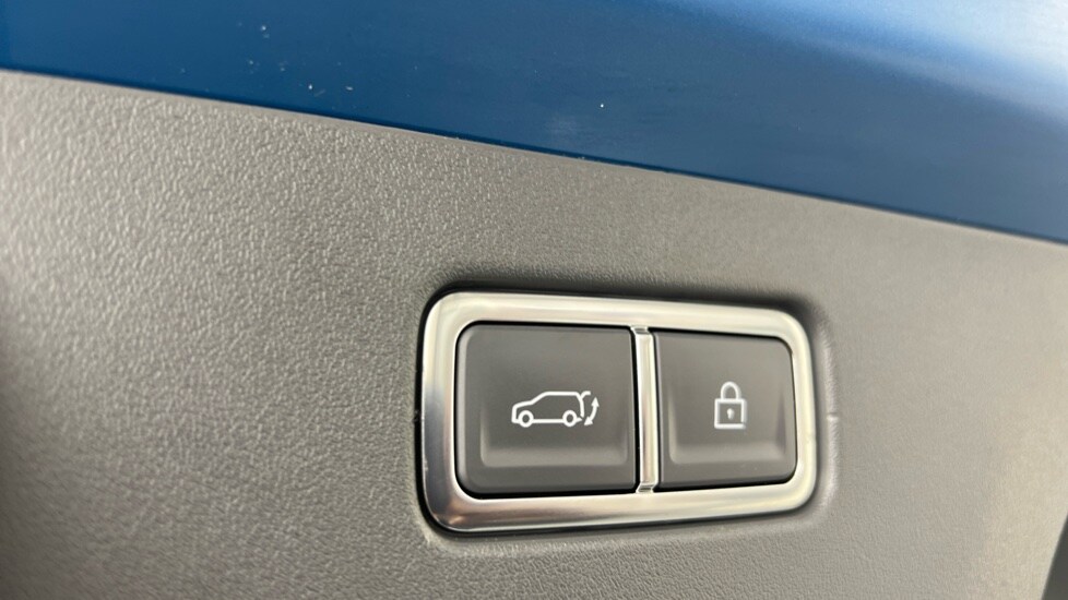 Used Kia EV9 2023 for sale - 77810219: Photo 12