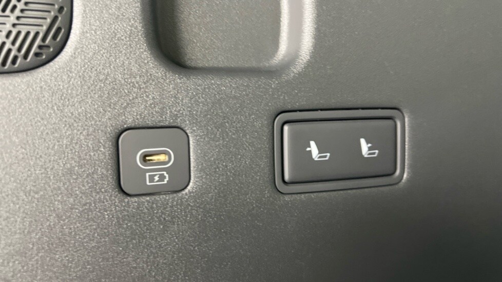 Used Kia EV9 2023 for sale - 77810219: Photo 18