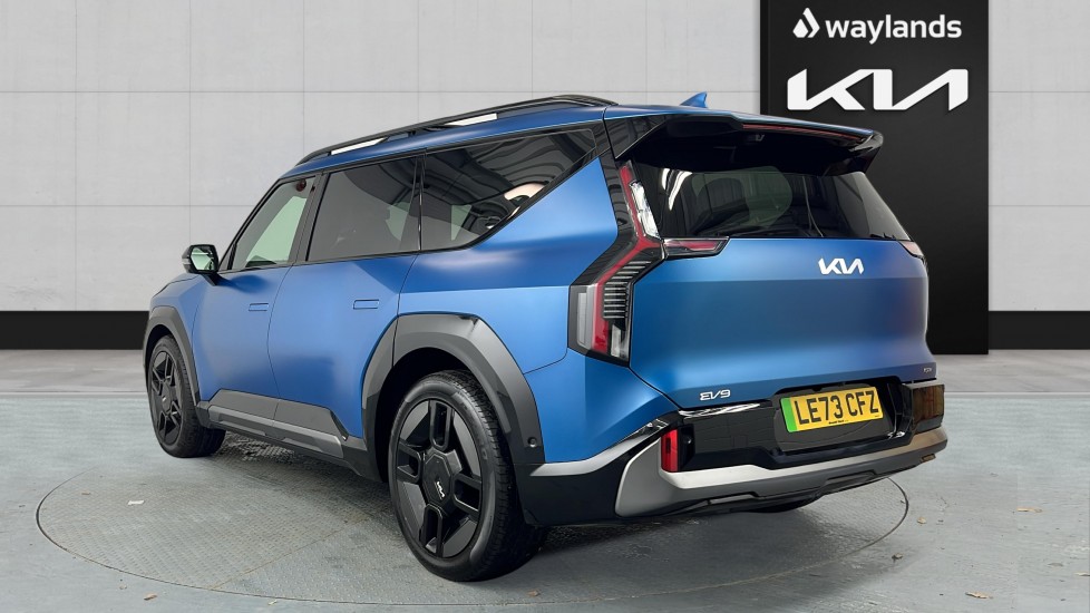 Used Kia EV9 2023 for sale - 77810219: Photo 2