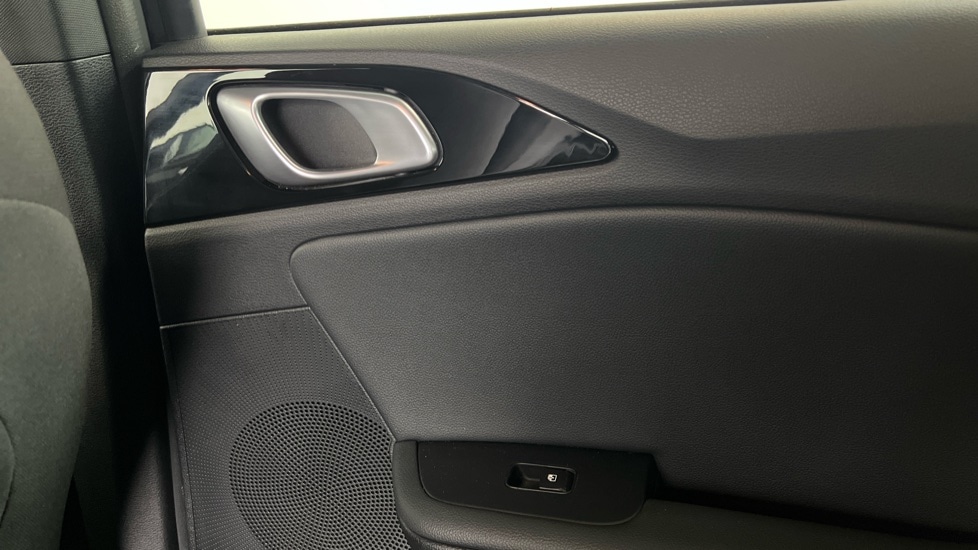 Used Kia Ceed 2025 for sale - 77725938: Photo 14