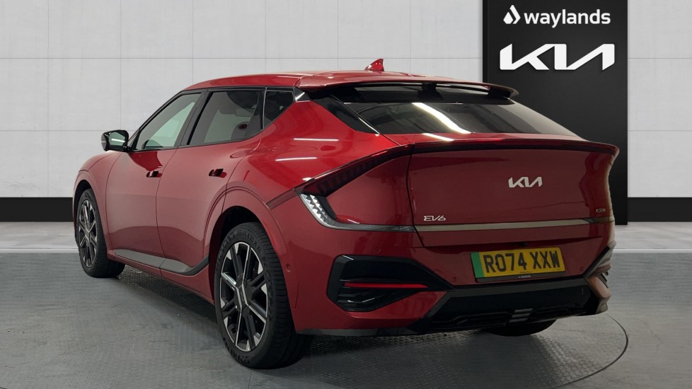 Used Kia EV6 2024 for sale - 76869231: Photo 2