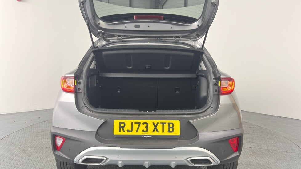 Used Kia Stonic 2024 for sale - 78137050: Photo 8