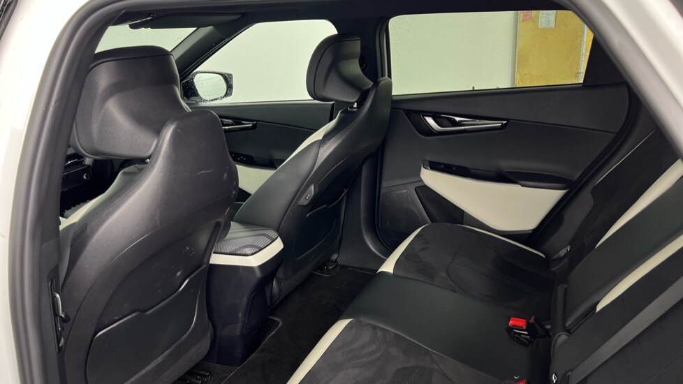 Used Kia EV6 2023 for sale - 77519123: Photo 10