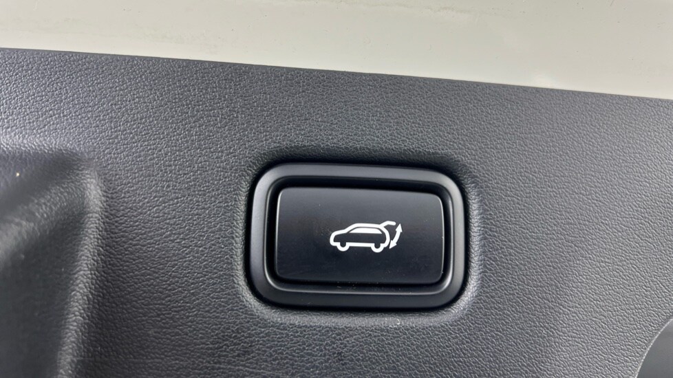 Used Kia EV6 2023 for sale - 77519123: Photo 12