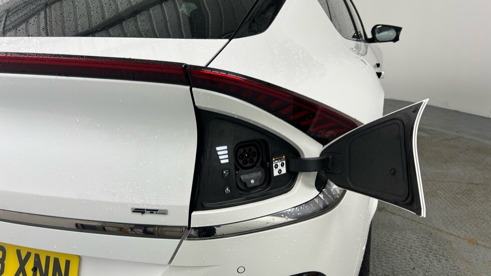 Used Kia EV6 2023 for sale - 77519123: Photo 16