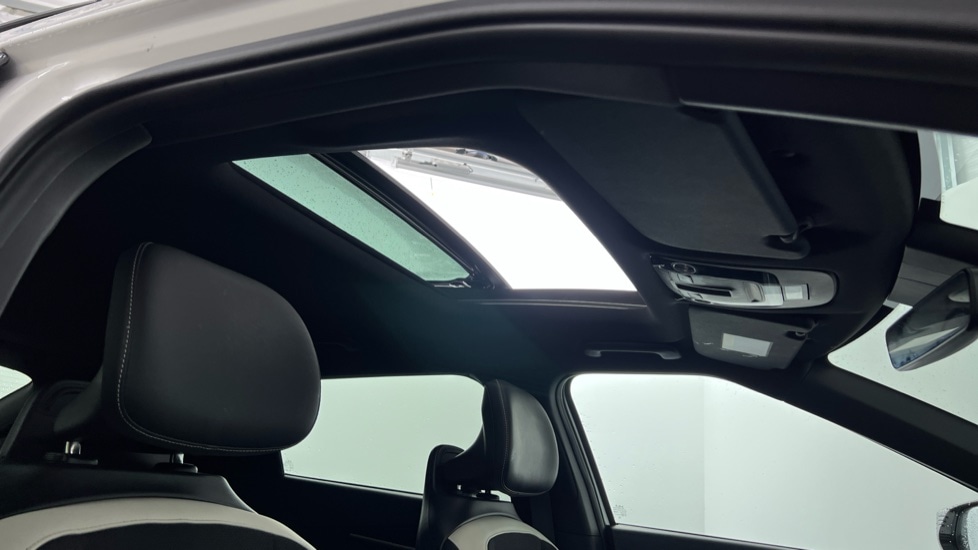 Used Kia EV6 2023 for sale - 77519123: Photo 55