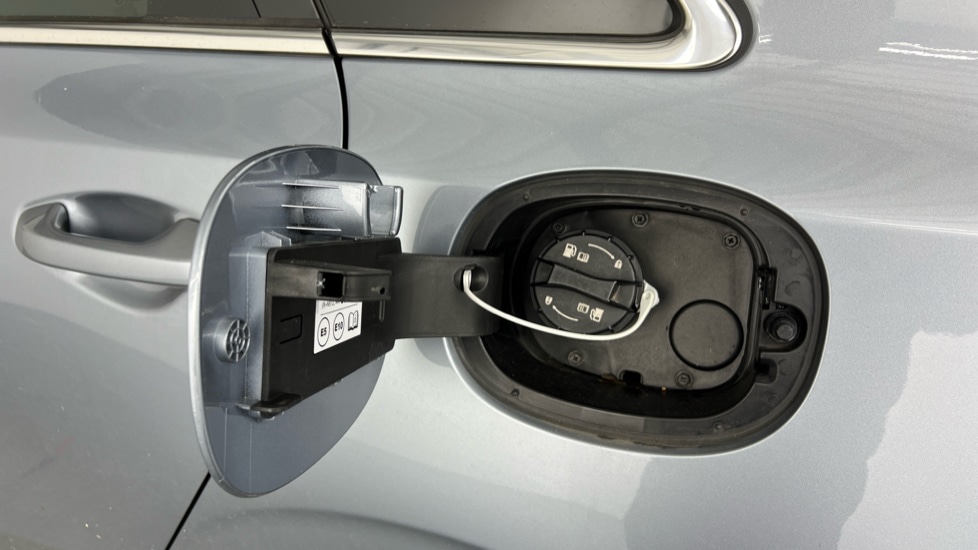 Used Kia Ceed 2025 for sale - 76869598: Photo 16