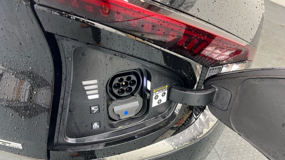 Used Kia EV6 2025 for sale - 76870835: Photo 17