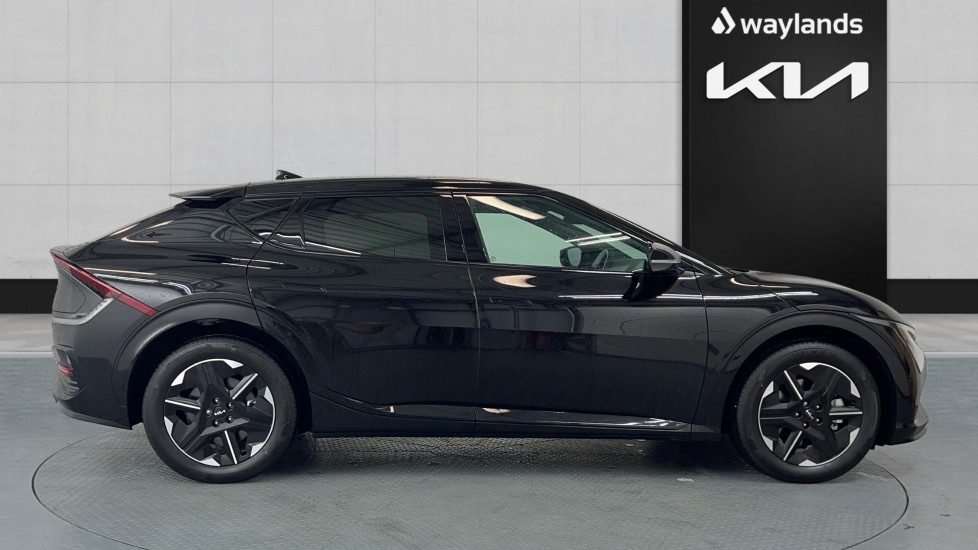 Used Kia EV6 2025 for sale - 76870835: Photo 4