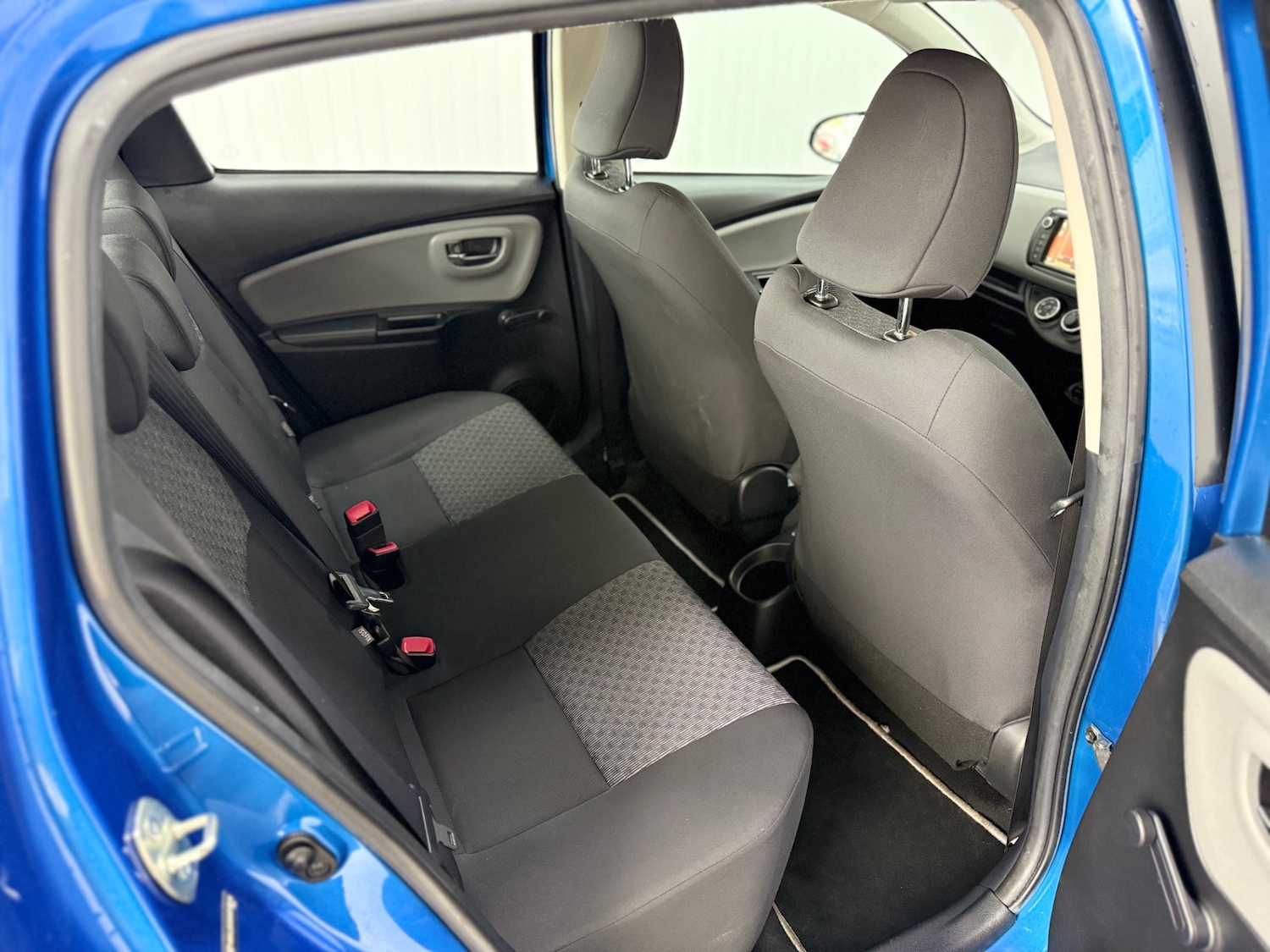 Used Toyota Yaris 2015 for sale - 77324026: Photo 20