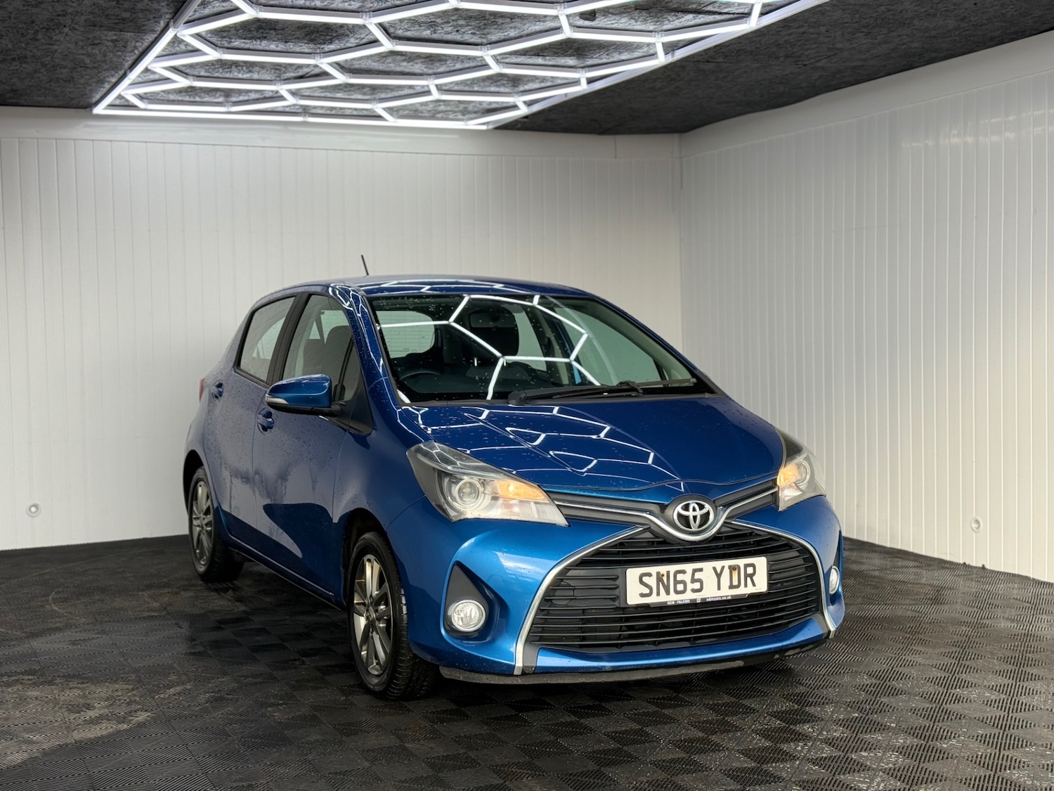 Used Toyota Yaris 2015 for sale - 77324026: Photo 6