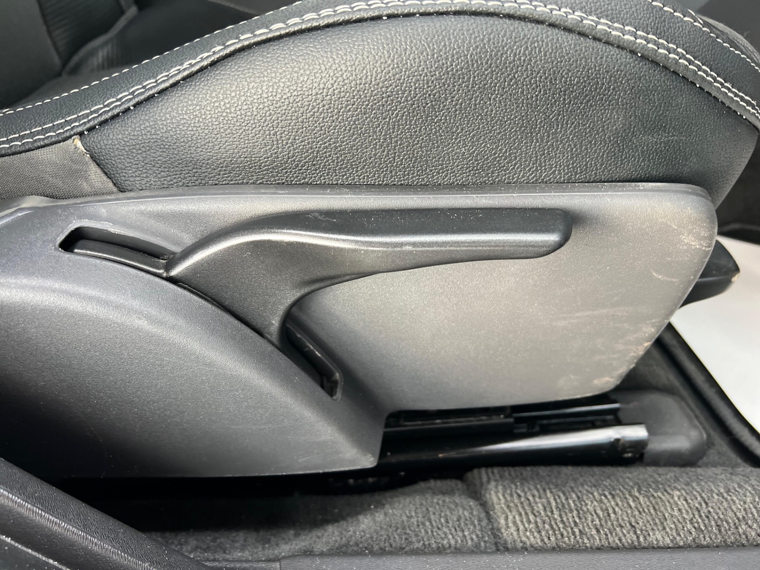 Used Volvo V60 2013 for sale - 77760553: Photo 17