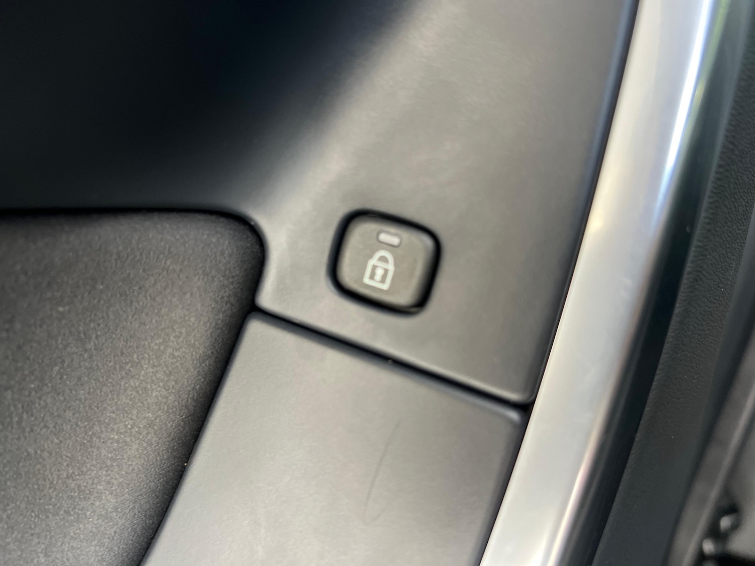 Used Volvo V60 2013 for sale - 77760553: Photo 21