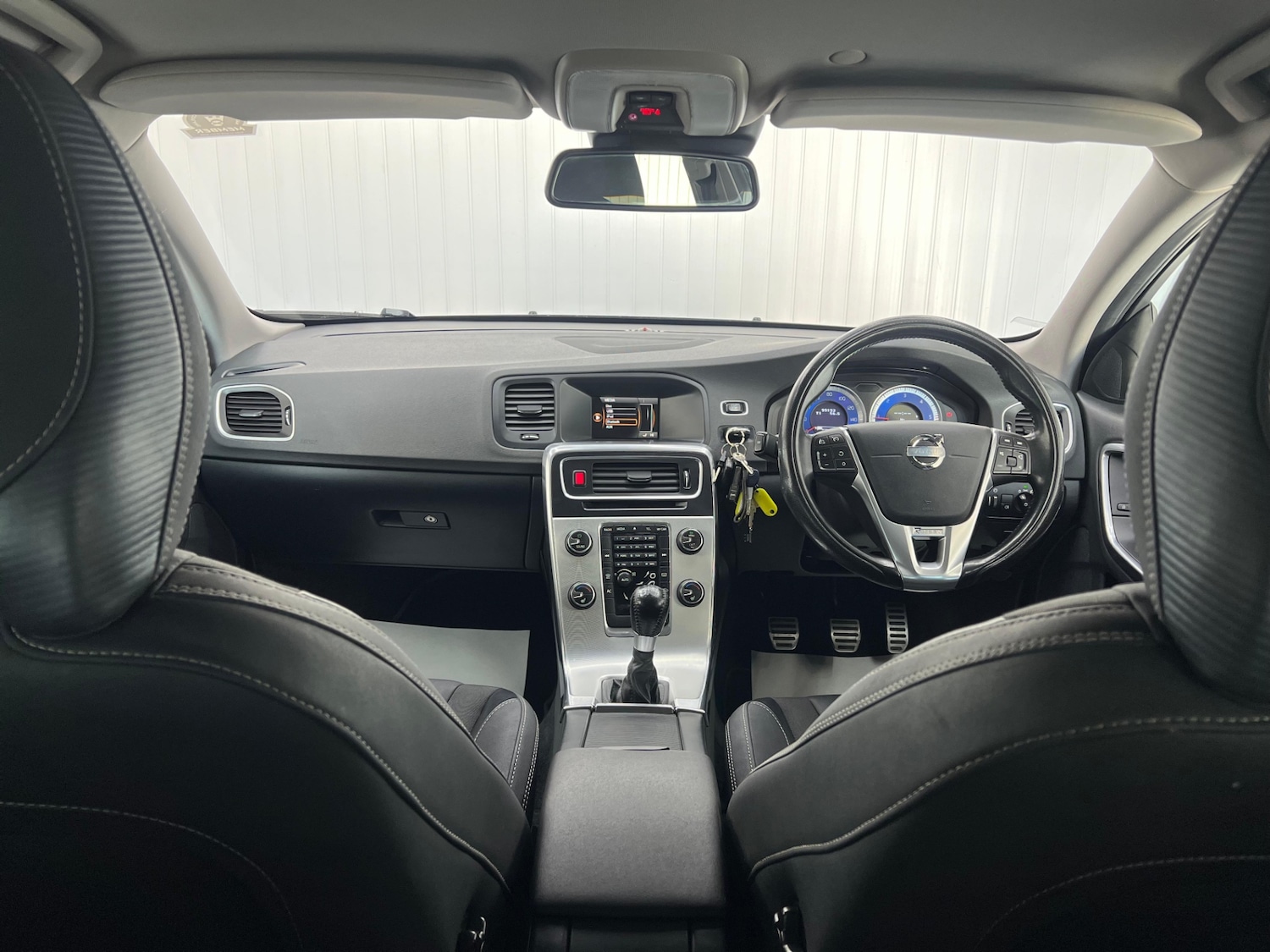 Used Volvo V60 2013 for sale - 77760553: Photo 9