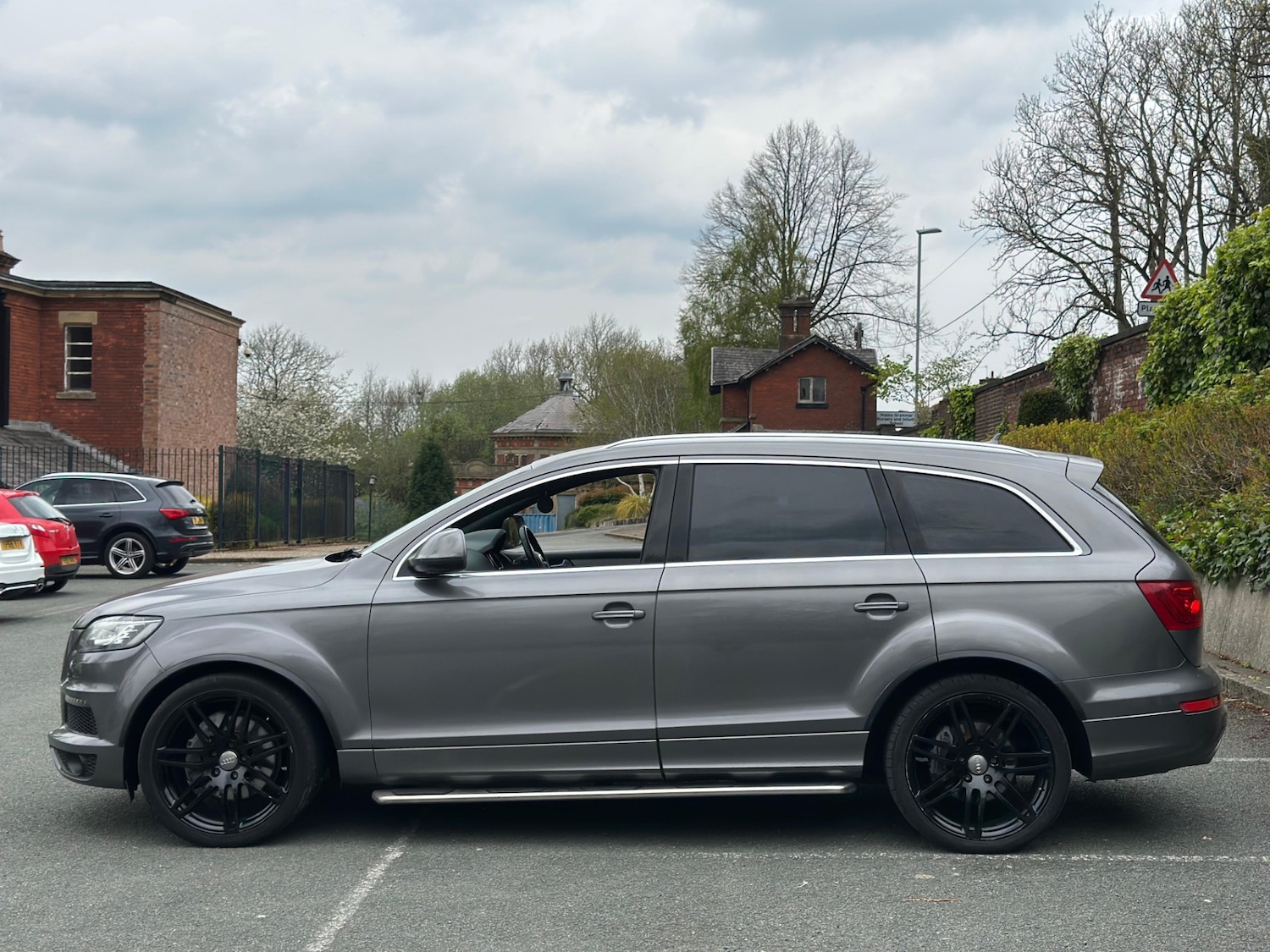 Used Audi Q7 2009 for sale - 77140971: Photo 4