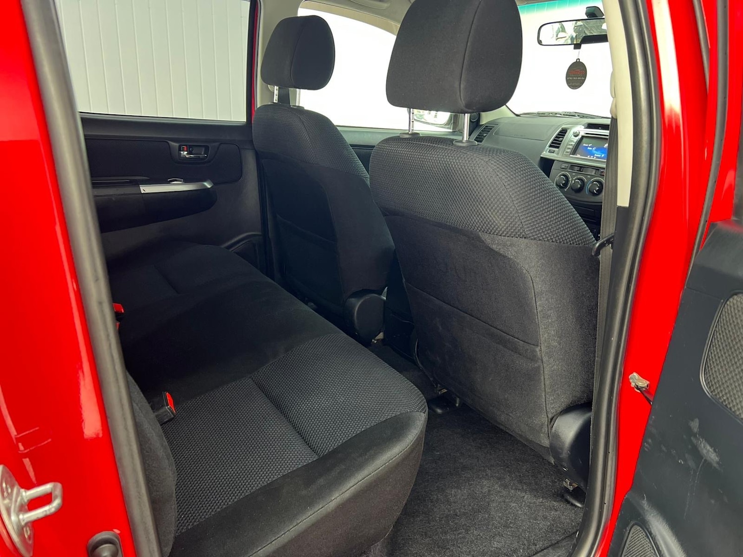 Used Toyota Hilux 2014 for sale - 77760293: Photo 15