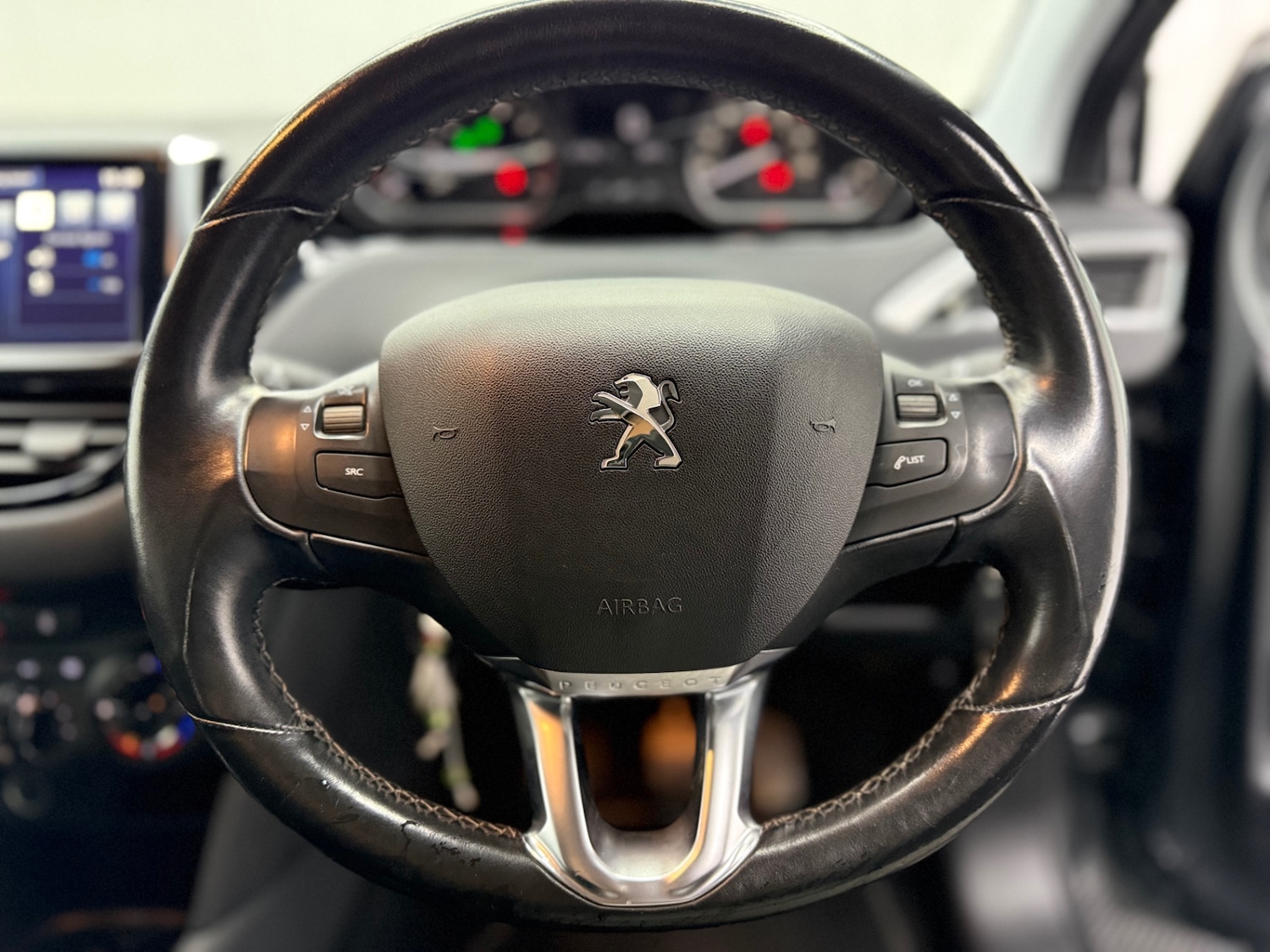 Used Peugeot 208 2016 for sale - 77635374: Photo 15