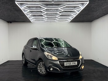 Used Peugeot 208 2016 for sale - 77635374: Photo