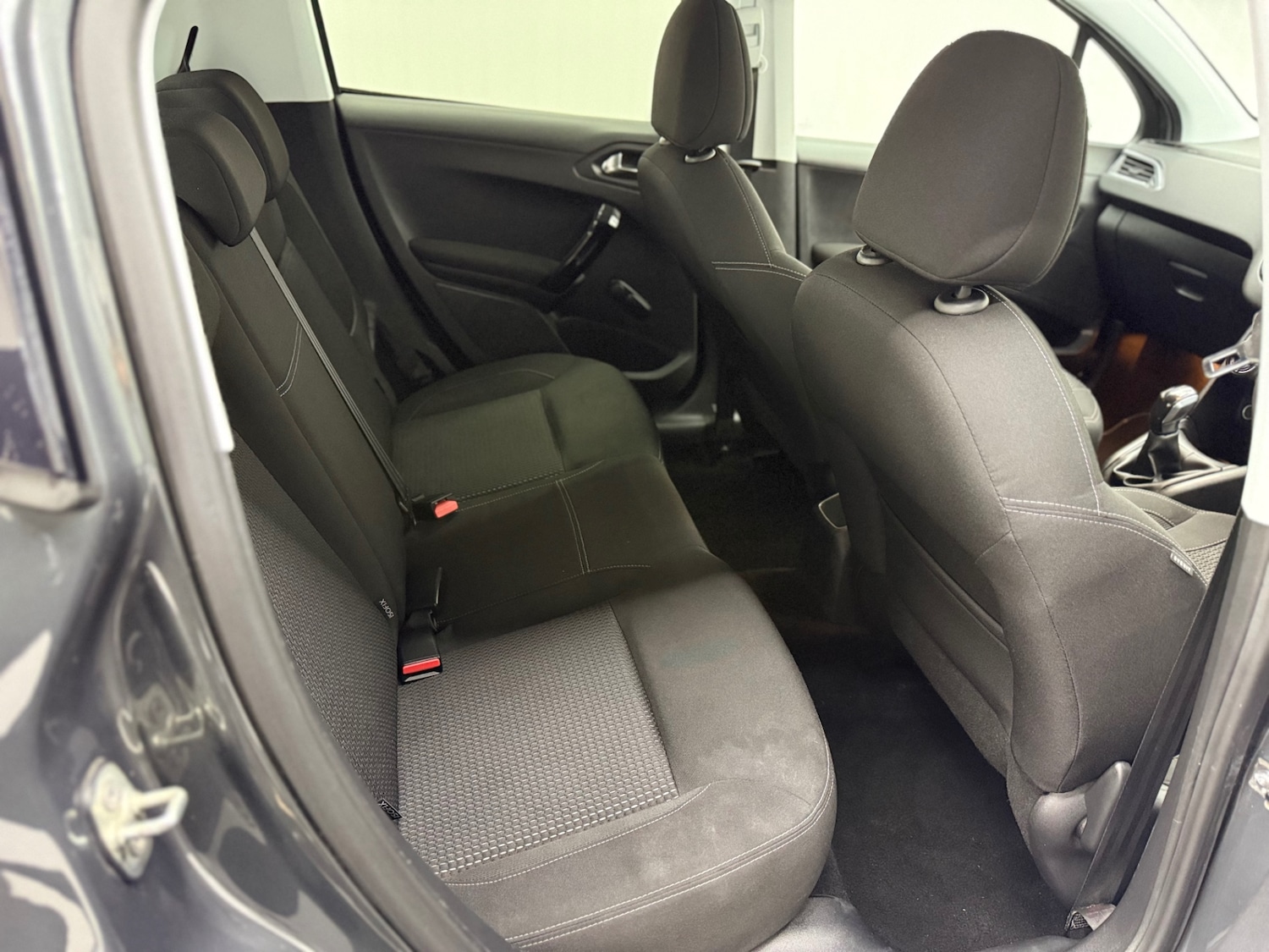 Used Peugeot 208 2016 for sale - 77635374: Photo 27