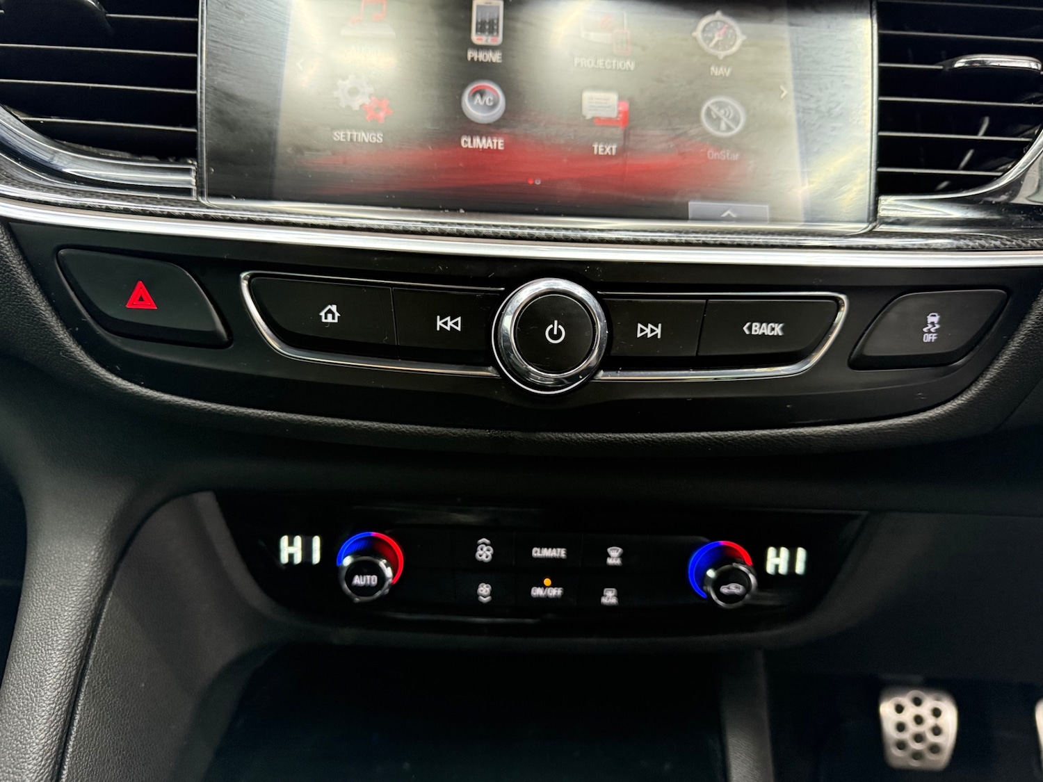 Used Vauxhall Insignia 2018 for sale - 77635376: Photo 24