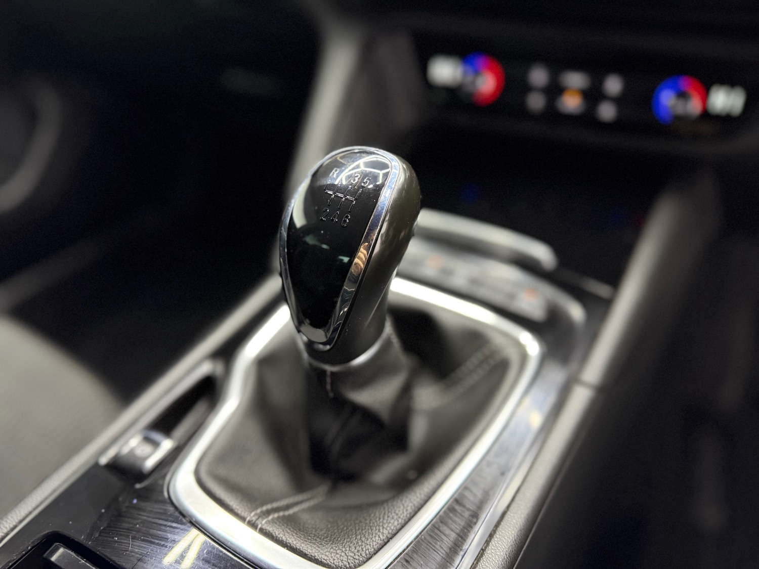 Used Vauxhall Insignia 2018 for sale - 77635376: Photo 26