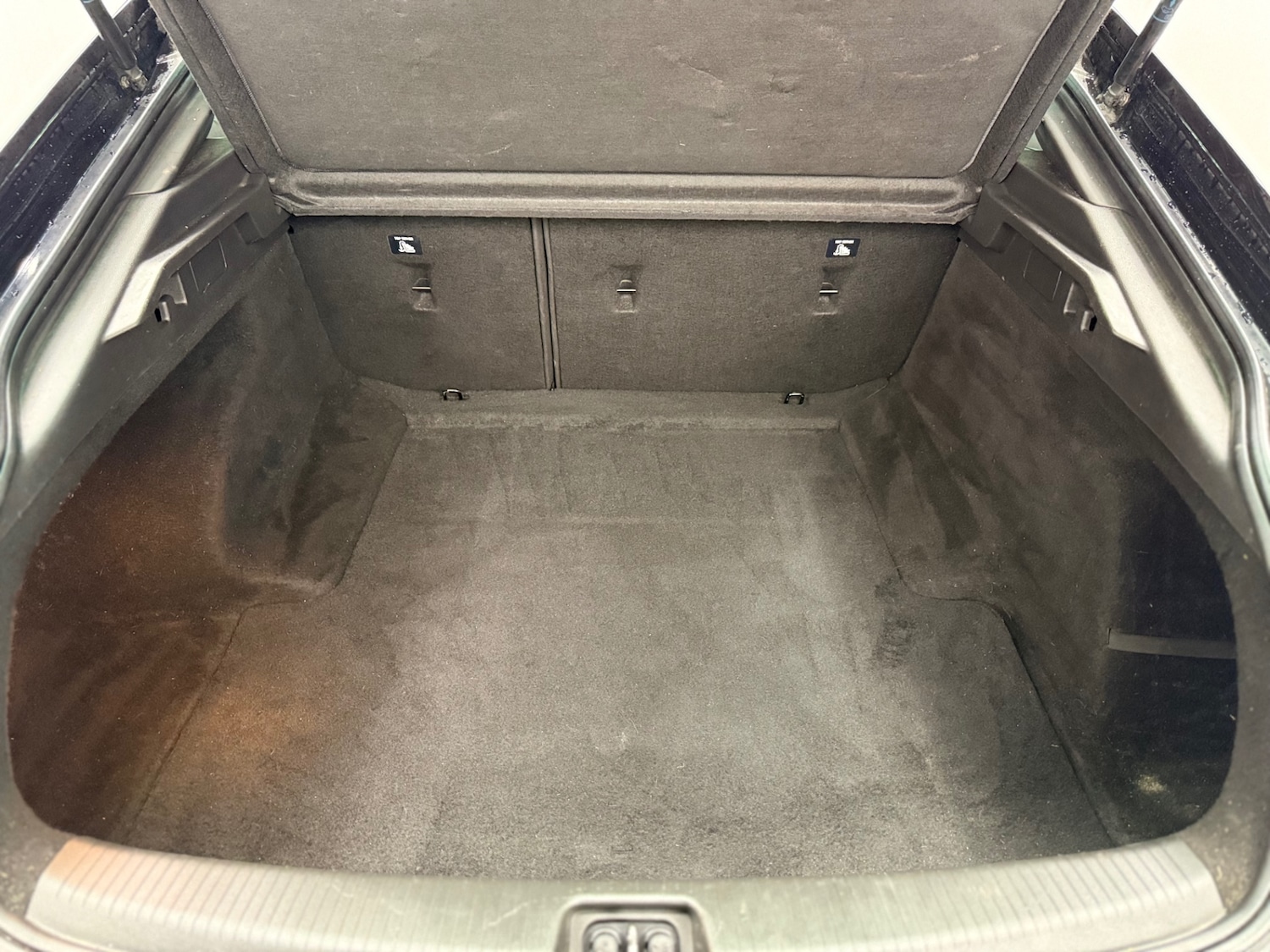 Used Vauxhall Insignia 2018 for sale - 77635376: Photo 32