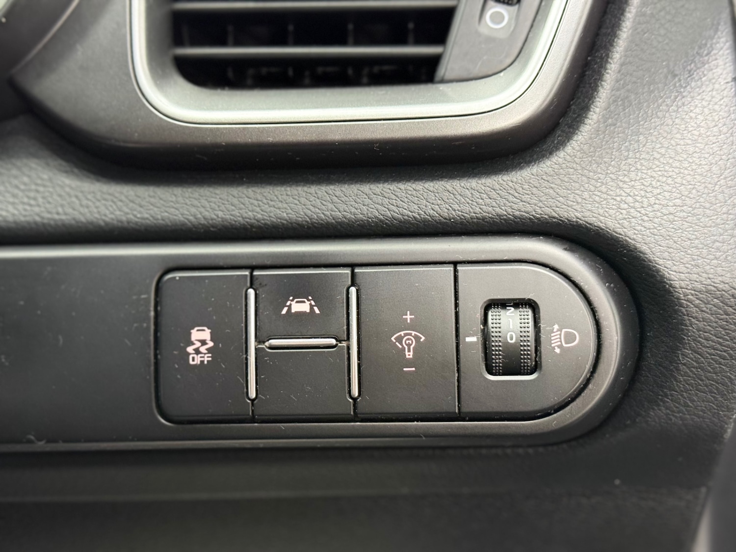 Used Kia Ceed 2020 for sale - 77635319: Photo 14