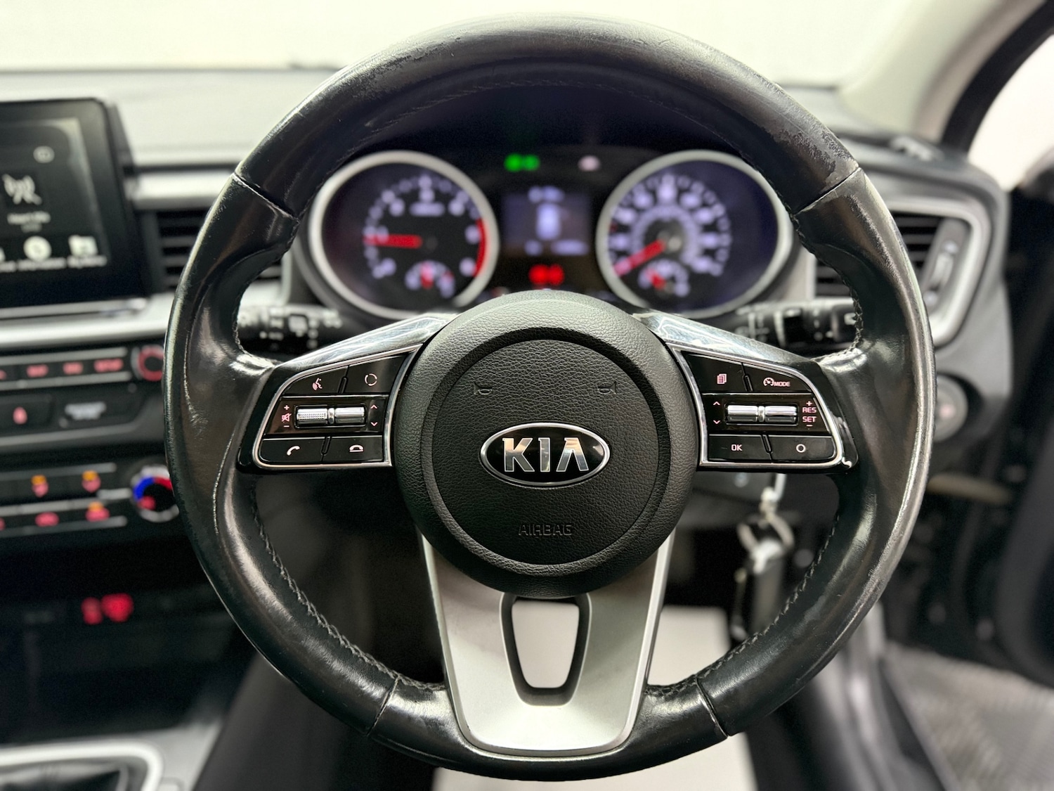 Used Kia Ceed 2020 for sale - 77635319: Photo 15