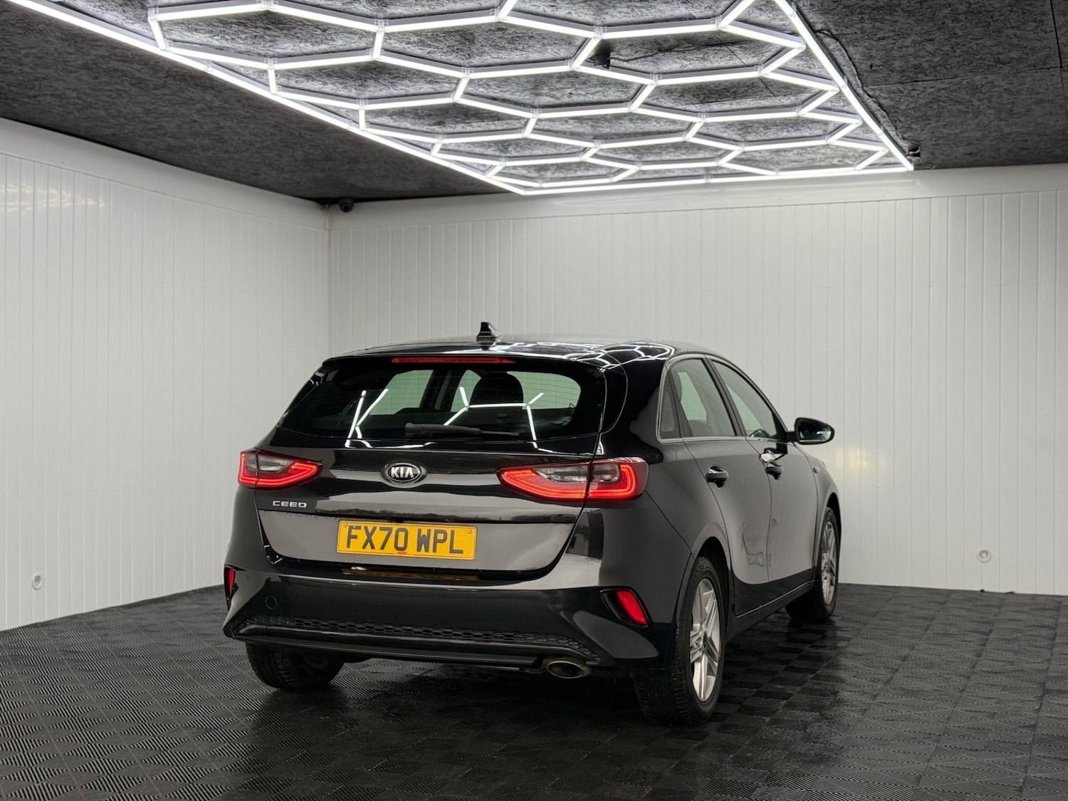 Used Kia Ceed 2020 for sale - 77635319: Photo 9