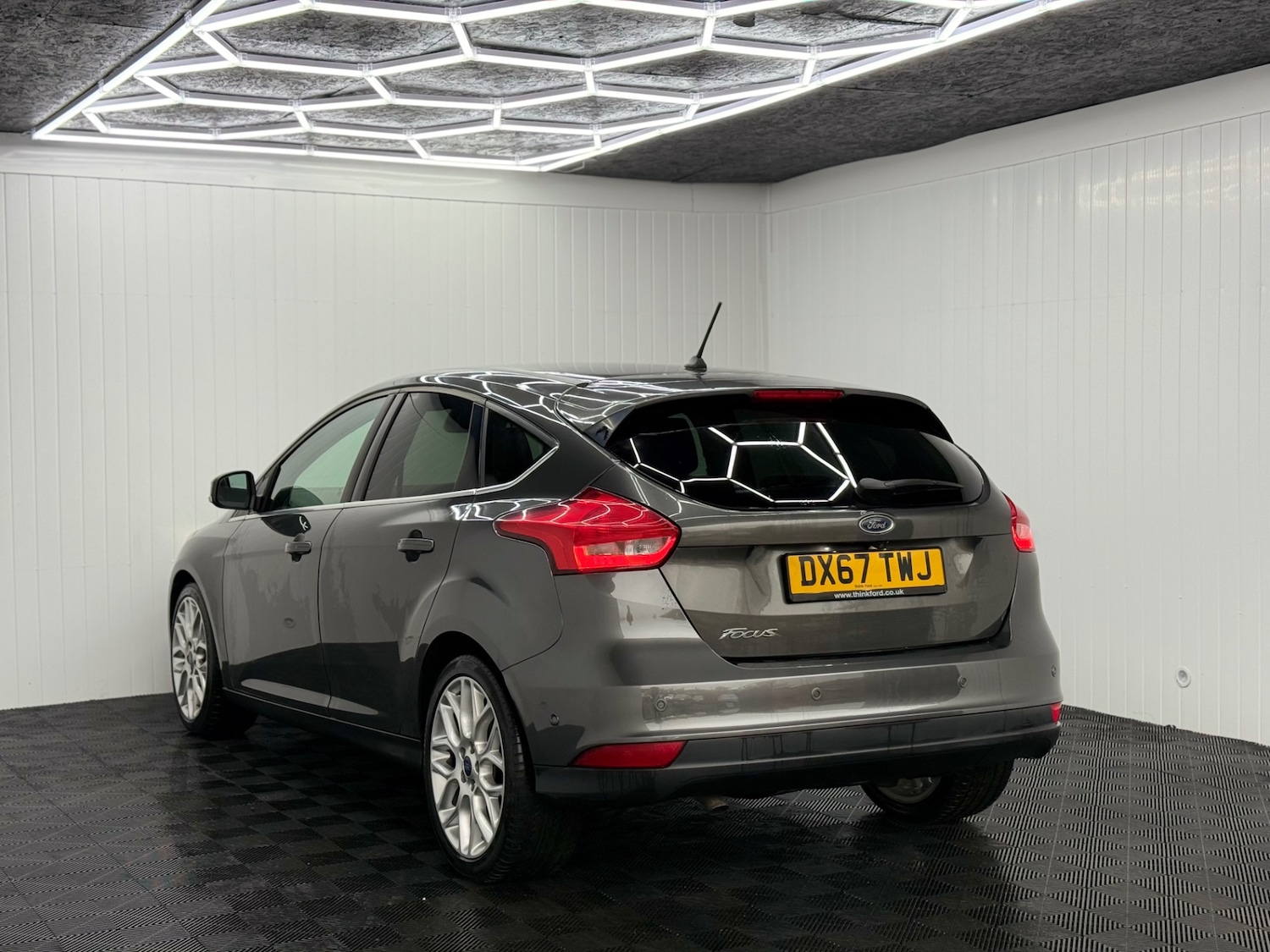 Used Ford Focus 2017 for sale - 77635382: Photo 6