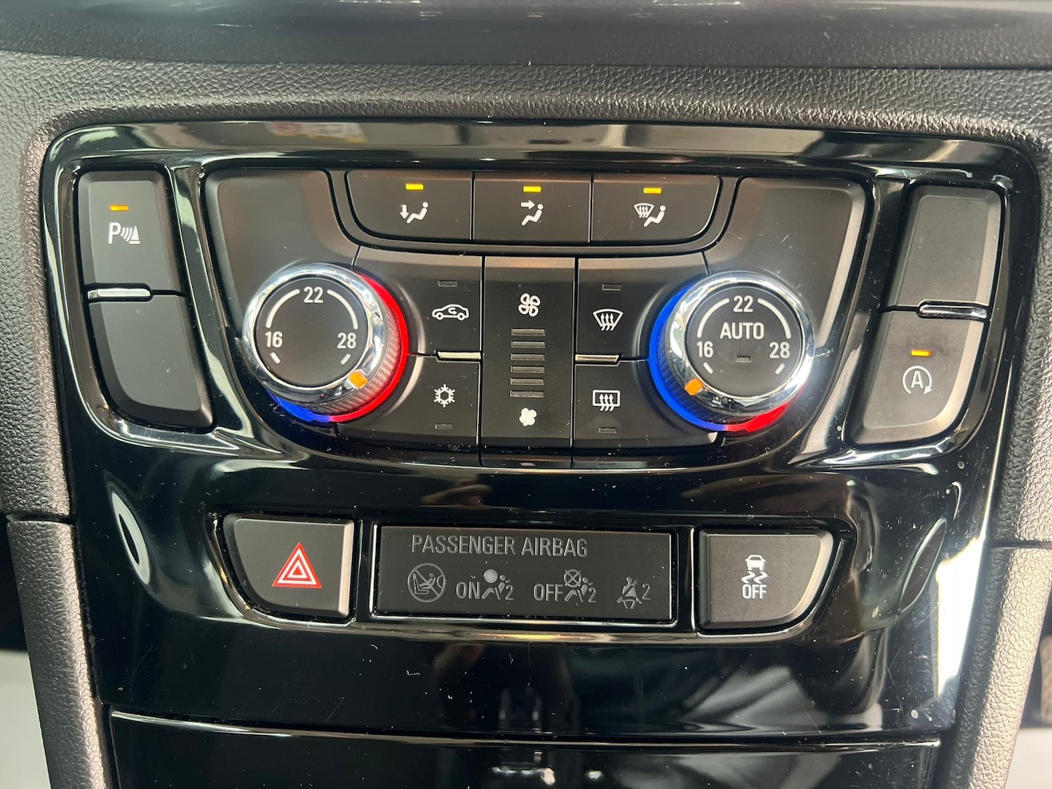 Used Vauxhall Mokka X 2016 for sale - 77522274: Photo 19