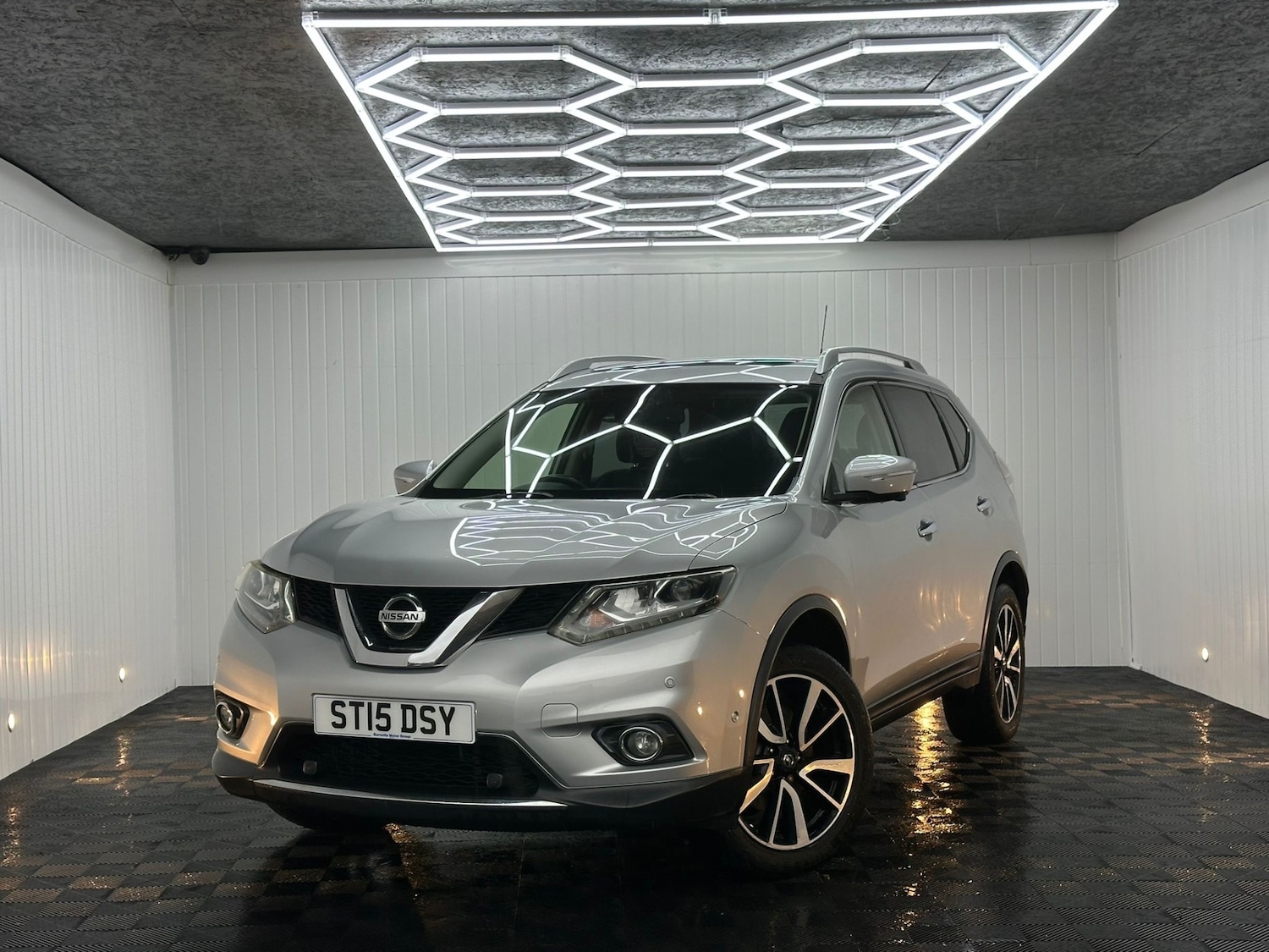 Used Nissan X-Trail 2015 for sale - 77140949: Photo 2