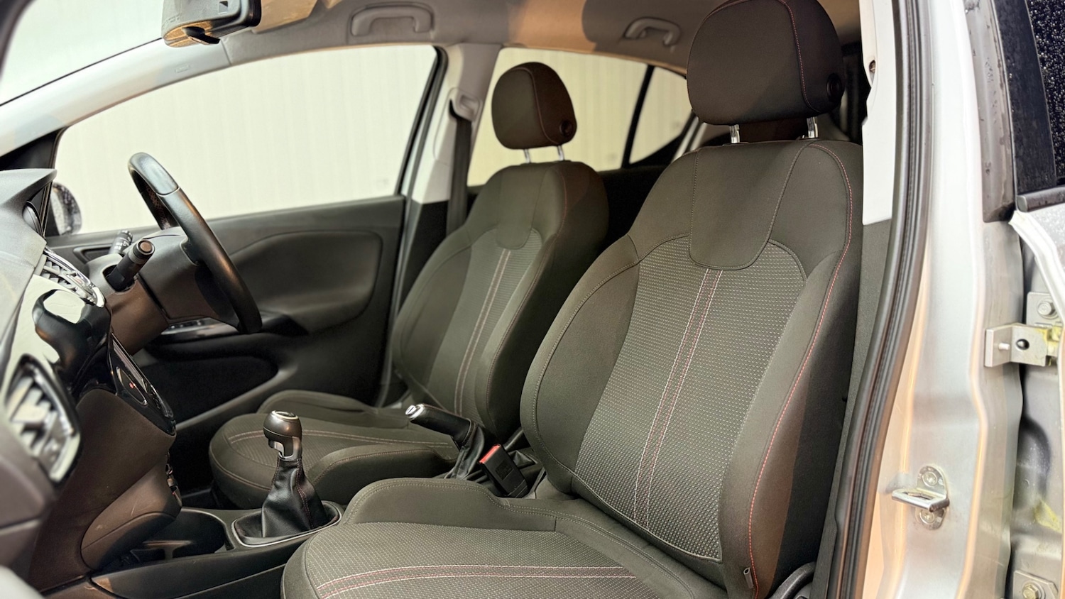 Used Vauxhall Corsa 2015 for sale - 77114438: Photo 13