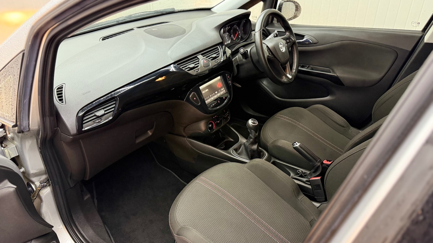 Used Vauxhall Corsa 2015 for sale - 77114438: Photo 14