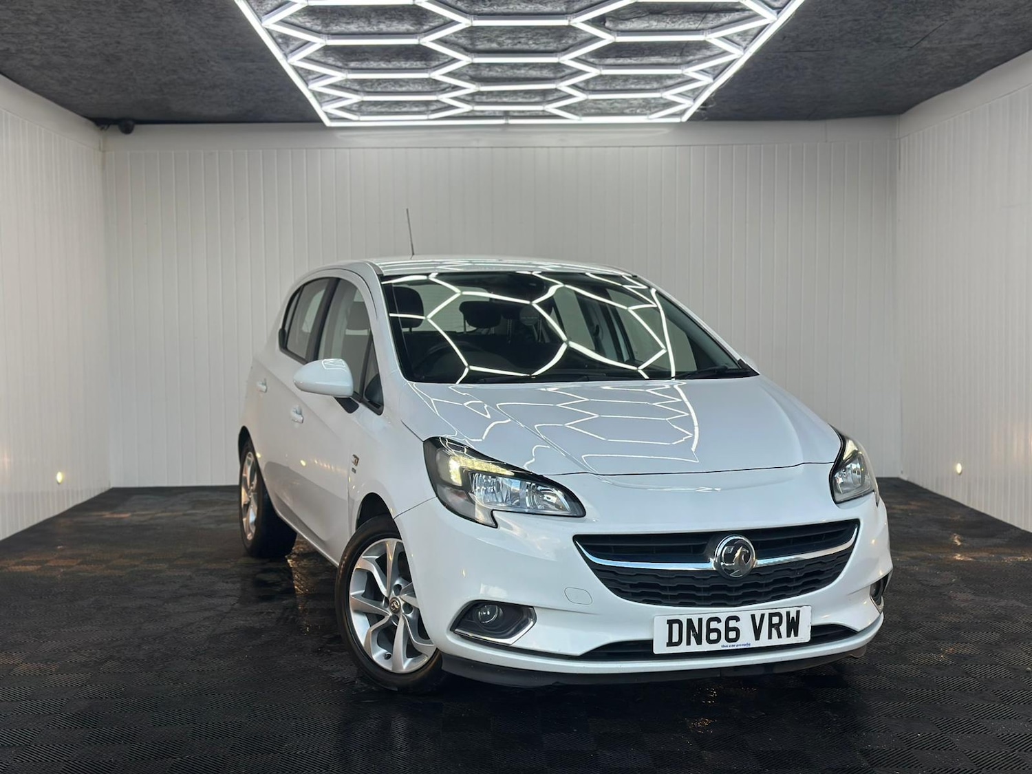 Used Vauxhall Corsa 2016 for sale - 77118846: Photo 1