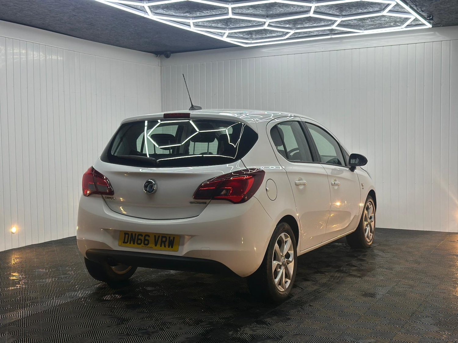 Used Vauxhall Corsa 2016 for sale - 77118846: Photo 5