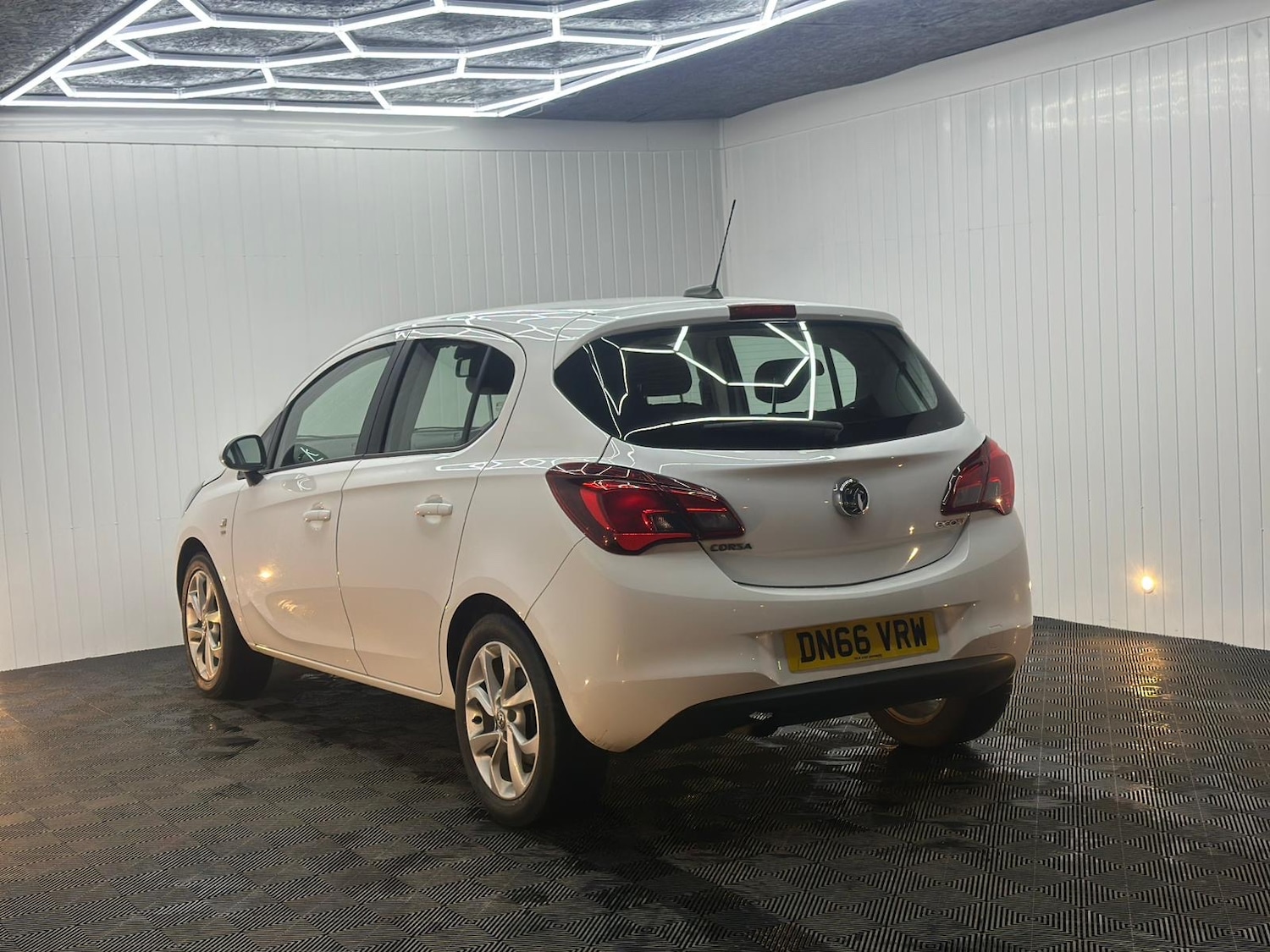 Used Vauxhall Corsa 2016 for sale - 77118846: Photo 6