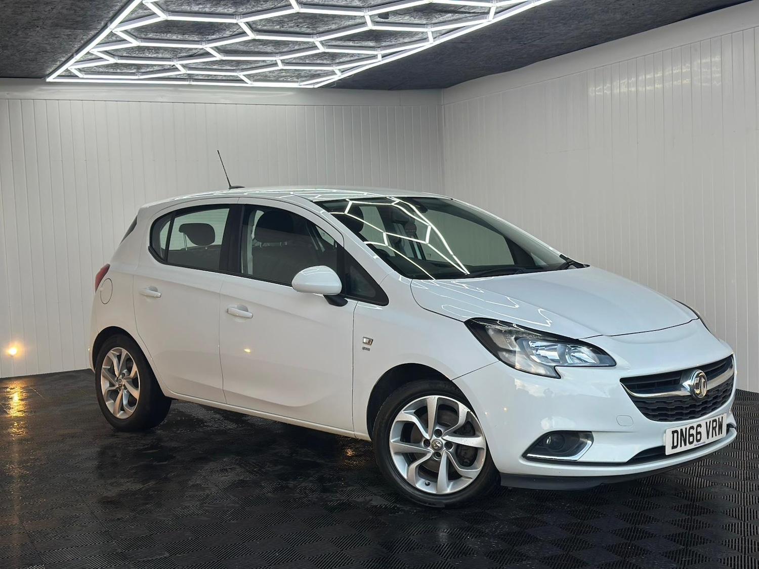 Used Vauxhall Corsa 2016 for sale - 77118846: Photo 8