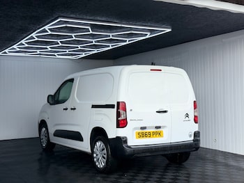 Used Citroen Berlingo 2020 for sale - 79261071: Photo