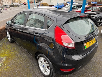 Used Ford Fiesta 2015 for sale - 77604067: Photo