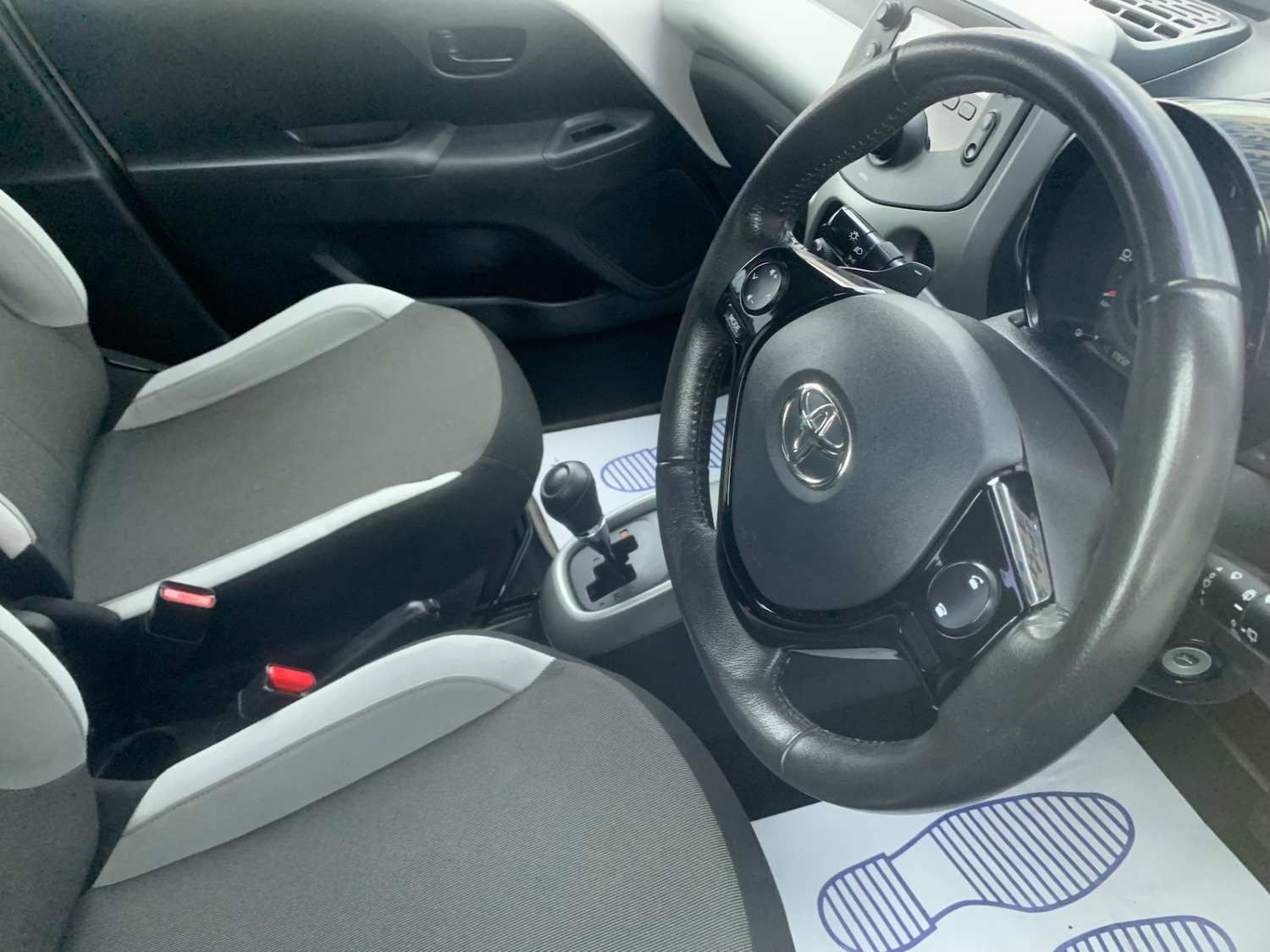 Used Toyota AYGO 2014 for sale - 76844811: Photo 7