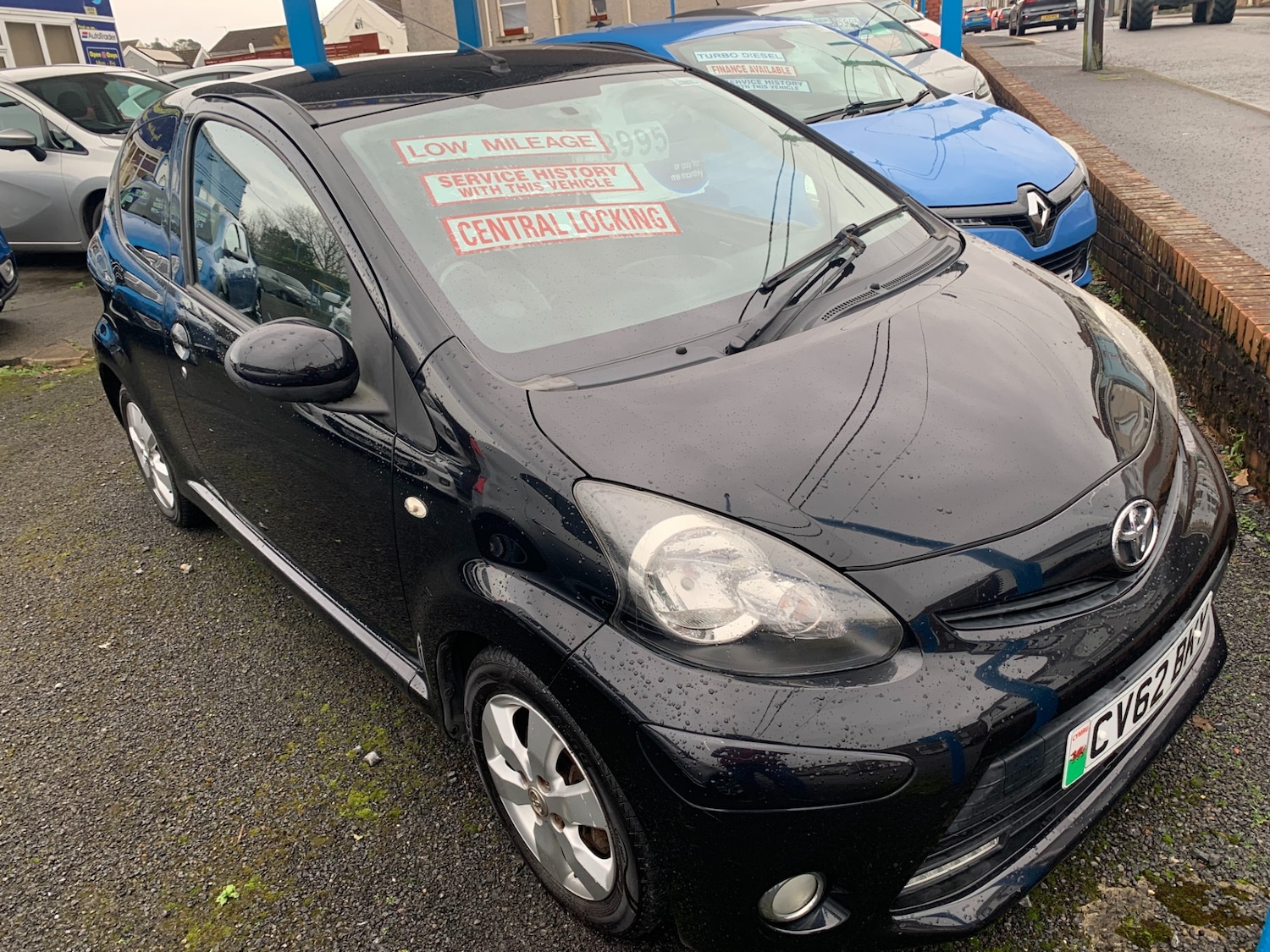 Used Toyota AYGO 2012 for sale - 76831760: Photo 1